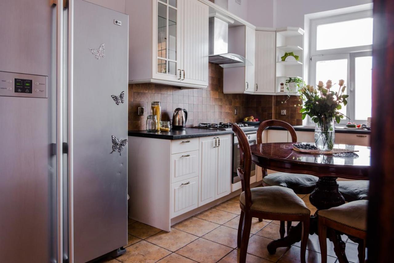 Halby Luxury Chmielna 73b Варшава