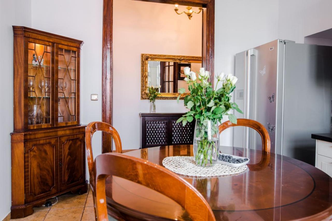Halby Luxury Chmielna 73b Варшава